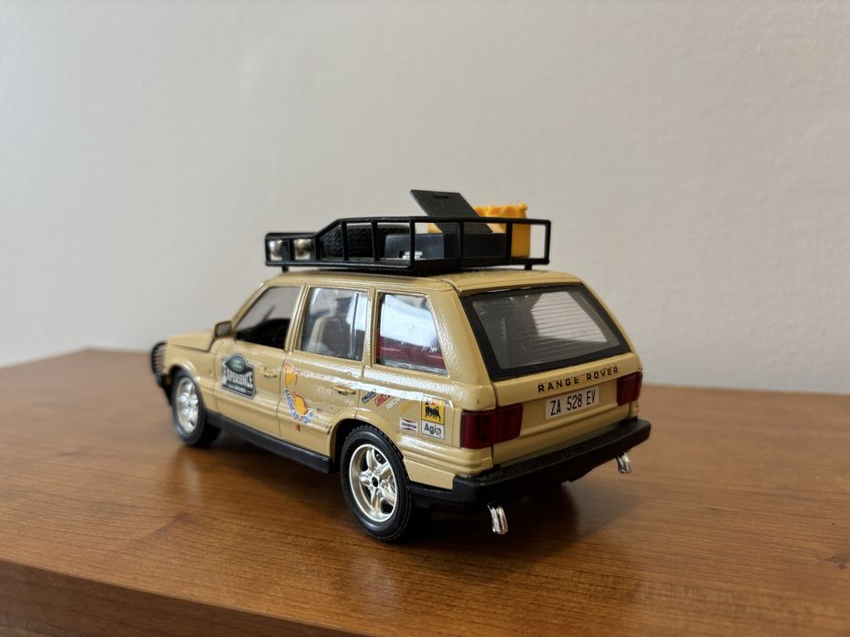 Range Rover Safari 1/24 Burago