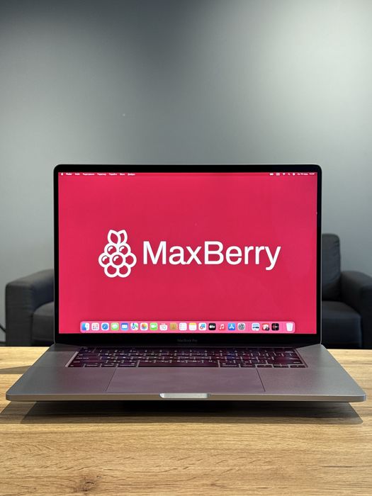 Macbook pro 16 2019 core i9 2.4ghz 64/512gb pro 5300m 4gb