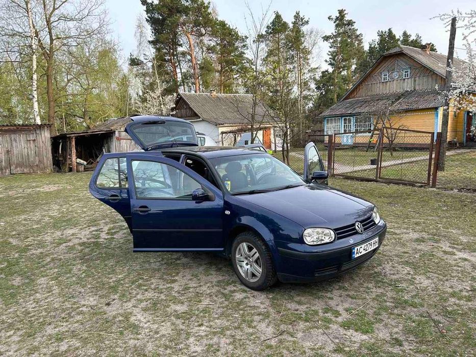Продам автомобіль.