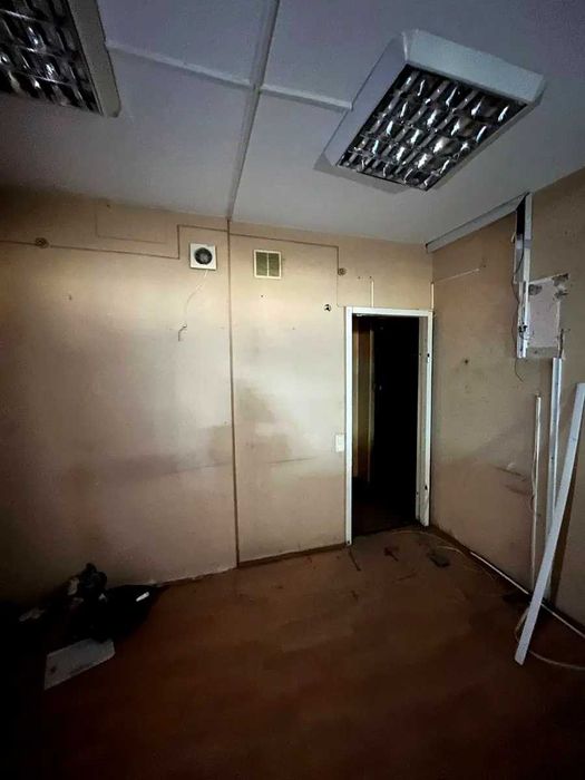 Продається нежитлове приміщення в Пересипському районі. 9000у.е