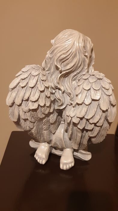 Anioł z gipsu - duża figurka