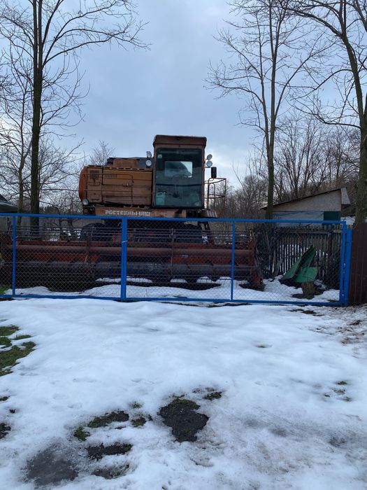 Комбайн Дон 1500