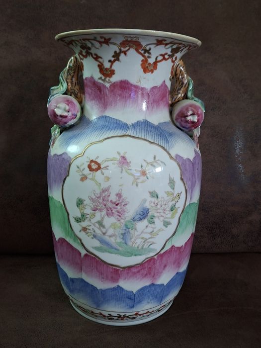 Jarra antiga chinesa família rosa