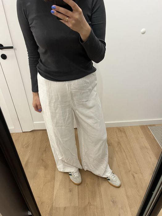 Nowe szerokie wiskozowe spodnie z gumką w pasie Reserved 38