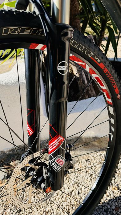 Vendo bicicleta Specialized Stump Jumper  roda 29