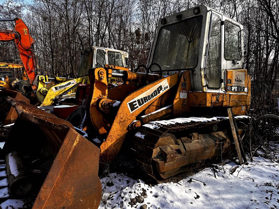 liebherr ładowarka gąsiennicowa  na części lub do naprawy