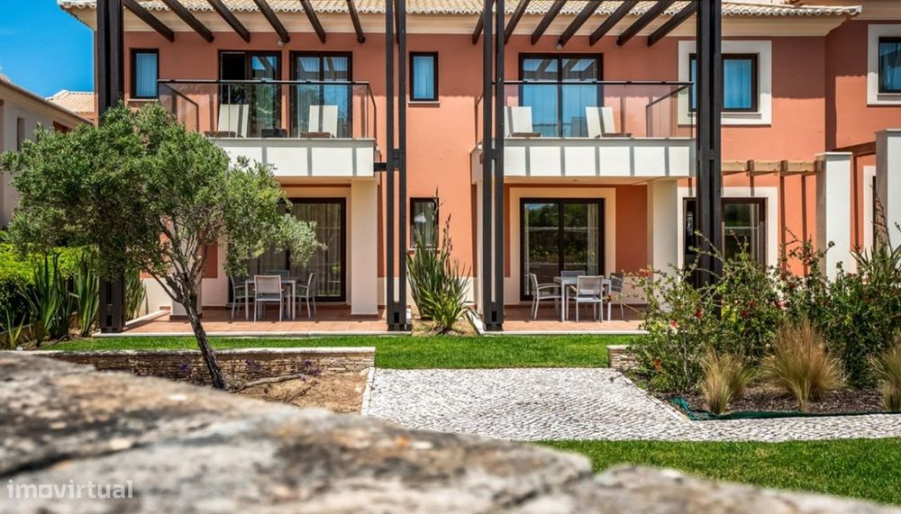 Moradia em empreendimento turístico, para venda em Carvoeiro, Algarve
