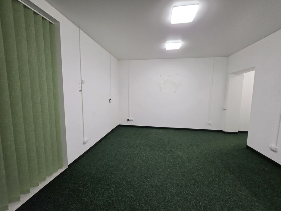 Здається в довгострокову оренду комерційне приміщення 125м2  по вул. Івана Франка. - Widok 2