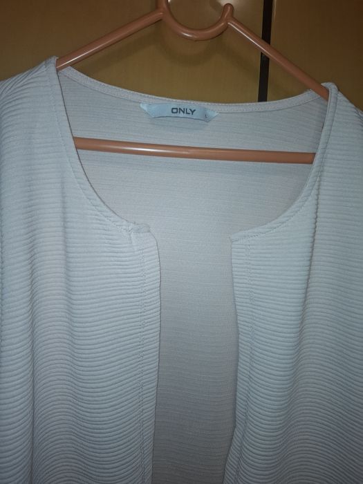 Sweter damski bez zapięcia / narzutka