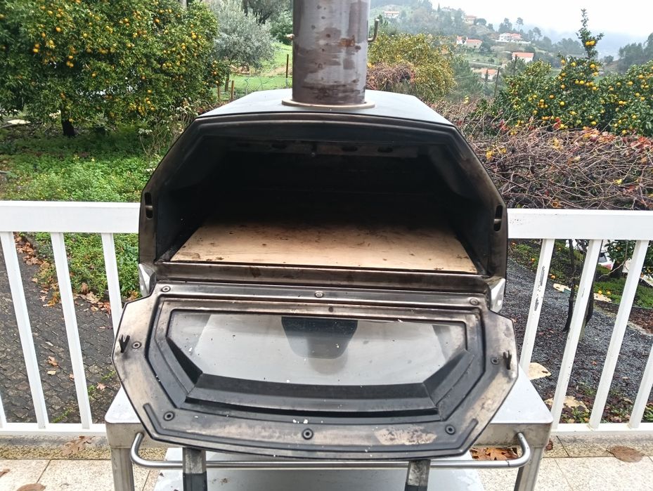 Forno de pizza Ooni Karu 16