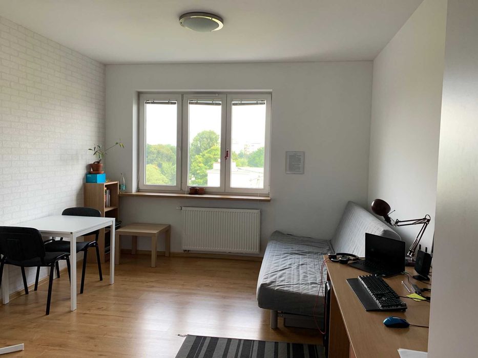 Nowoczesna i funkcjonalna duża kawalerka 24m na 5 piętrze, obok PL. Inwalidów.