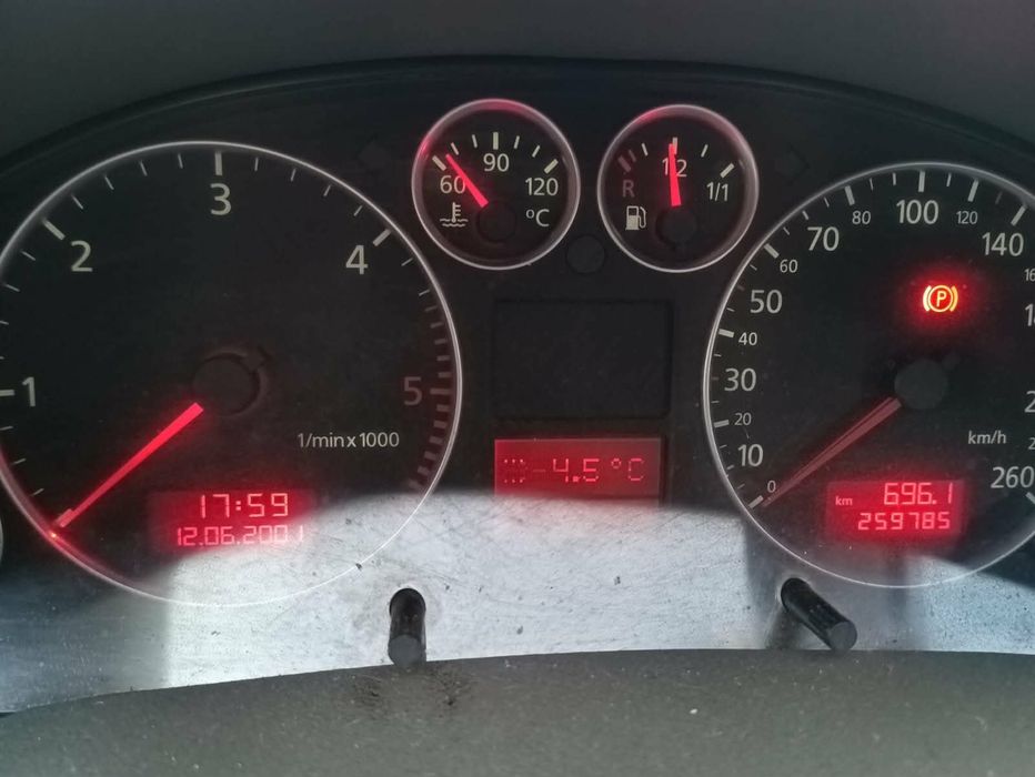 Audi A6 C5 2.5 TDI | 6-ст Механика | Android+Кожа