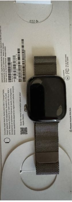 Продам Apple Watch 10 46 мм titanyum
