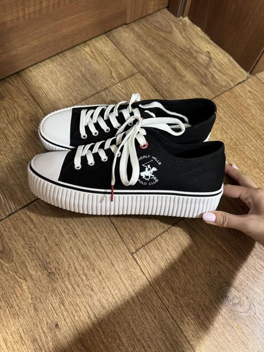 Кеди 39 розмір, нові