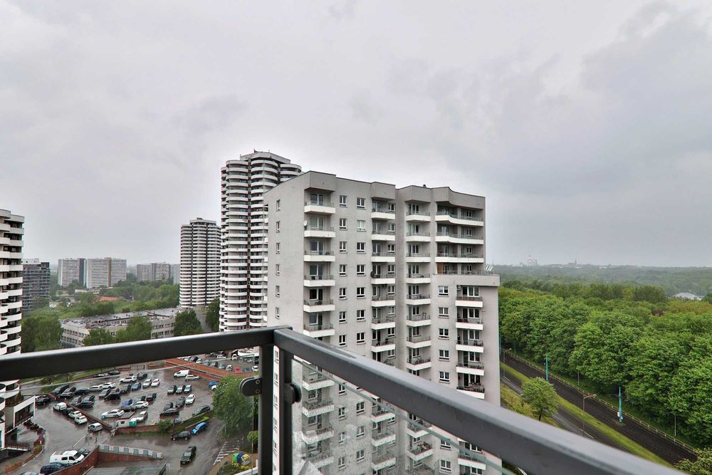 Kawalerka z balkonem , Chorzowska 214