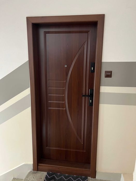 Drzwi wejściowe do mieszkania bez usuwania futryny - zabudowa