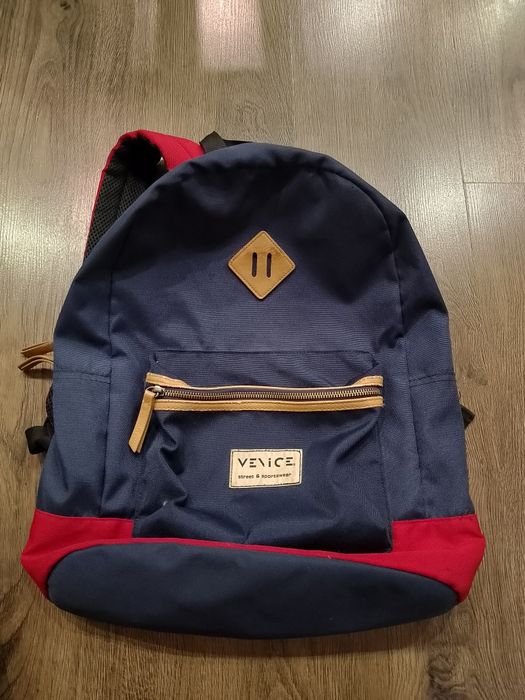 Продам рюкзак ..