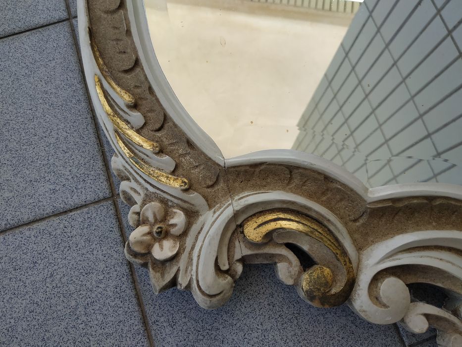 Princess-Style Mirror422806068270868485