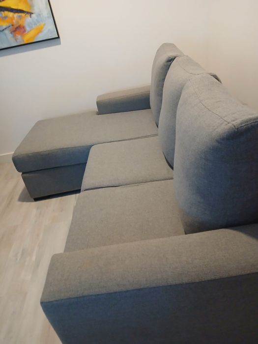 Sofá com chaise long