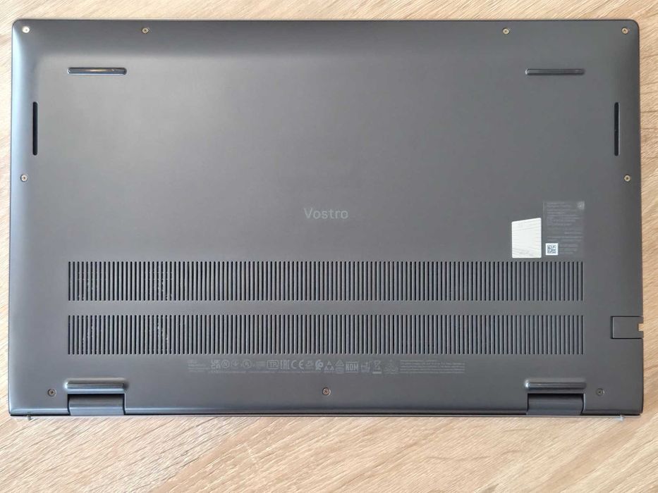 Ноутбук Dell Vostro 15.6" 5515 Ryzen 7-5700U/32GB/SSD 512GB /Win 11P