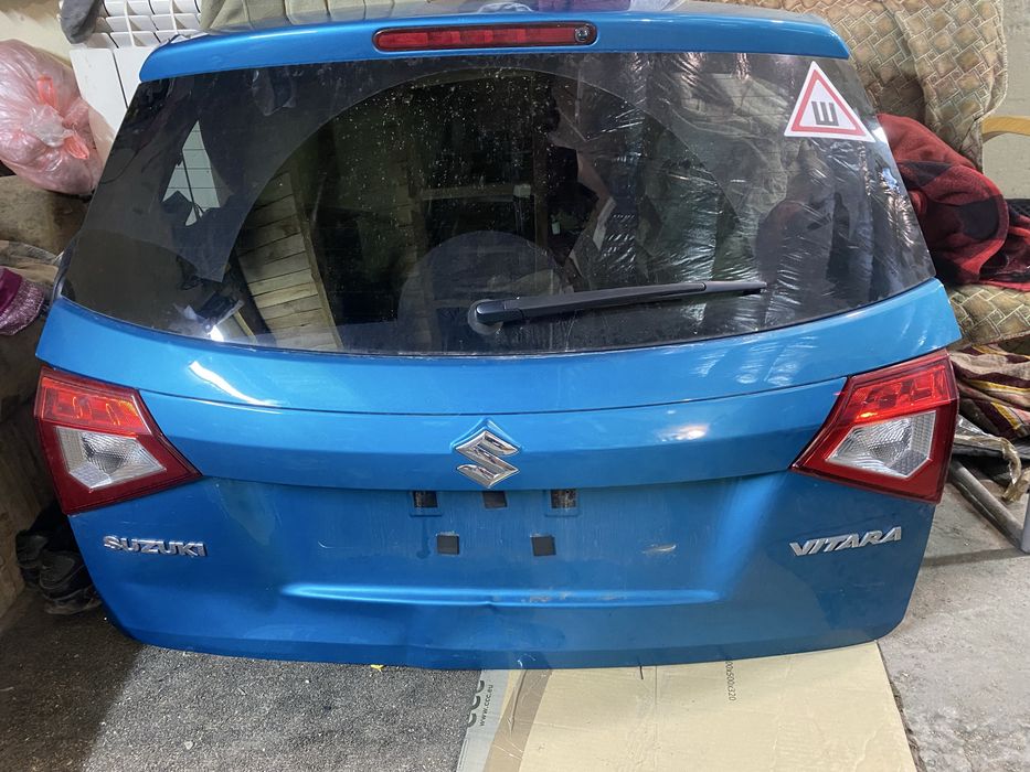 Suzuki vitara задні фонарі
