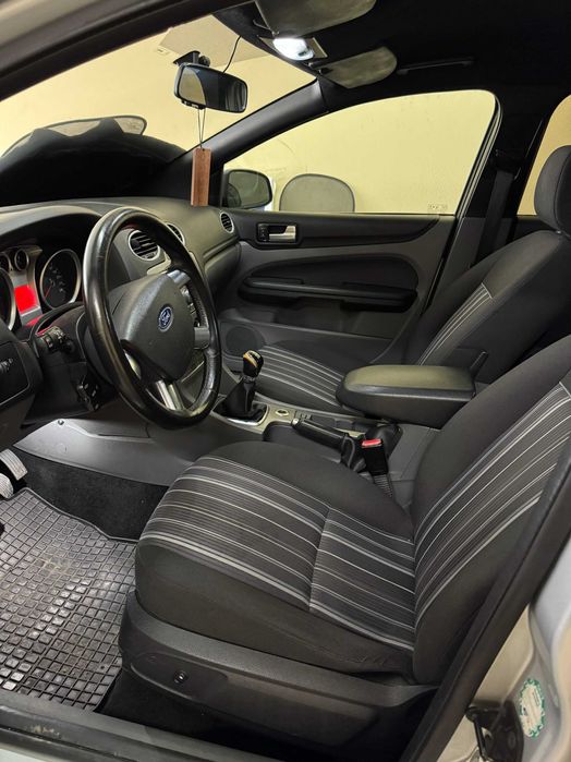 Ford Focus mk2 2009 1.8 tdci 115km