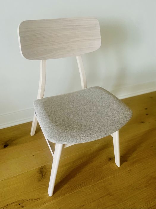 Cadeira by Kave // Chair by Kave ** Collection Selia