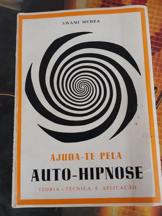 Varios livros para desocupar