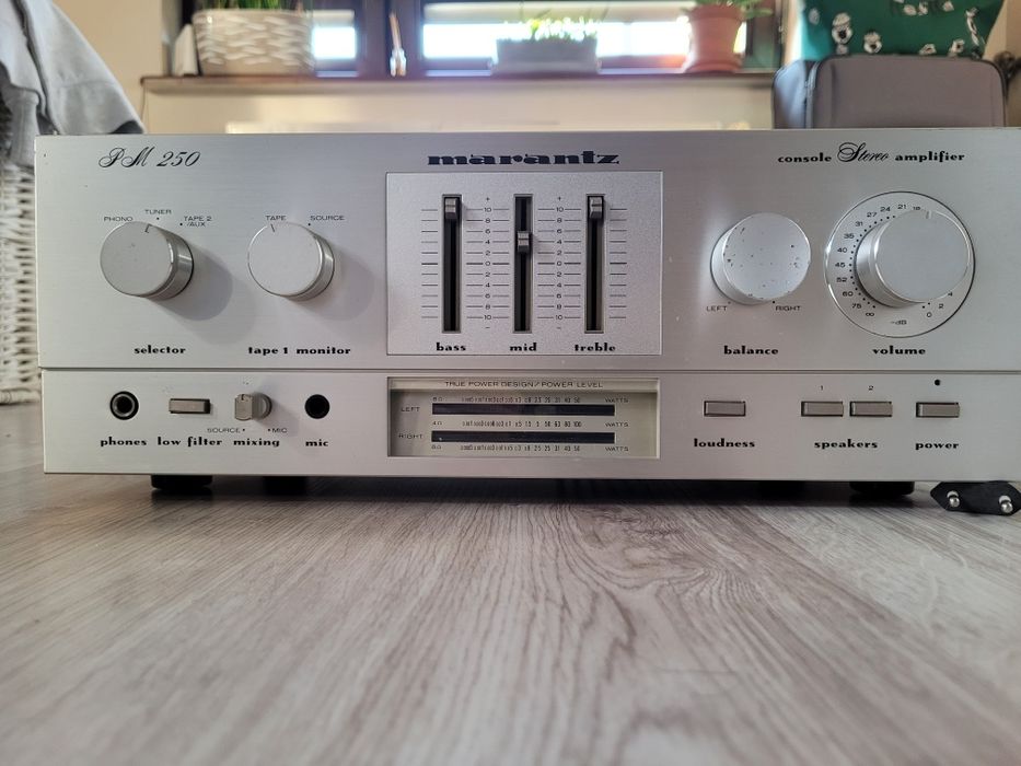 Wzmacniacz Marantz PM250