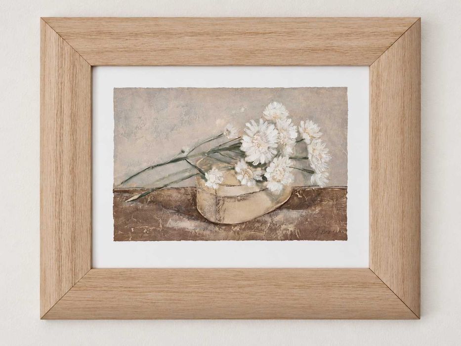 Conjunto de 3 quadros florais com moldura clara