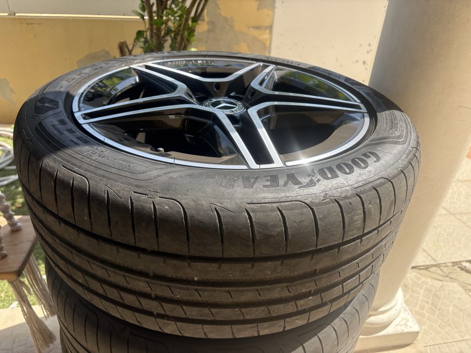 Jantes Originais Mercedes 18” com Pneus – Conjunto Completo