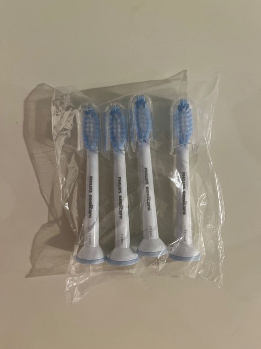 4XKońcówki Philips Do Szczoteczki Sonicare C1 ProResults/Sensitive
