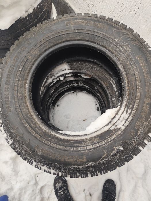 Продам резину Nokian