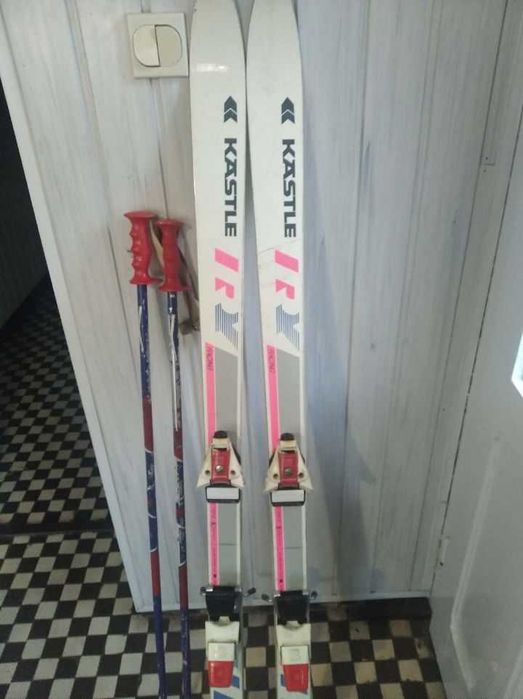 narty zjazdowe Kastle