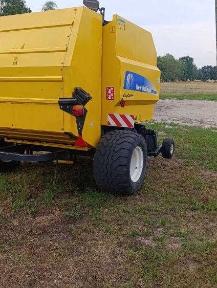 Prasa new Holland br 6090