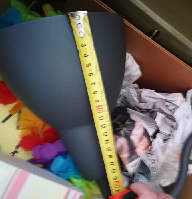 Candeeiro de parede em ferro