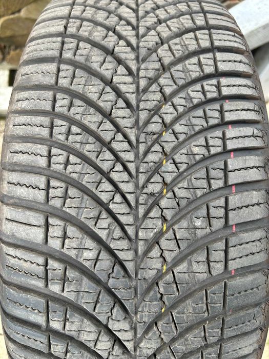 Oryginalne ALUFELGI Audi S4 B5 + OPONY wielosezonowe GoodYear