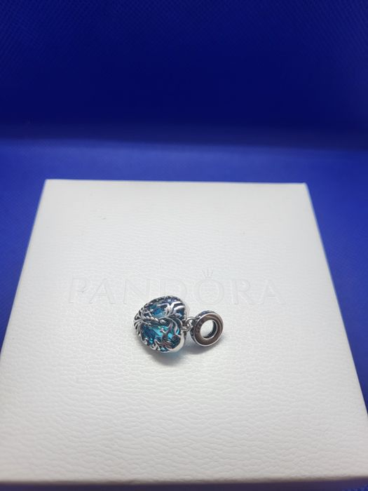 Nowy charms srebrny 925 z niebieskim sercem – bez pudełka