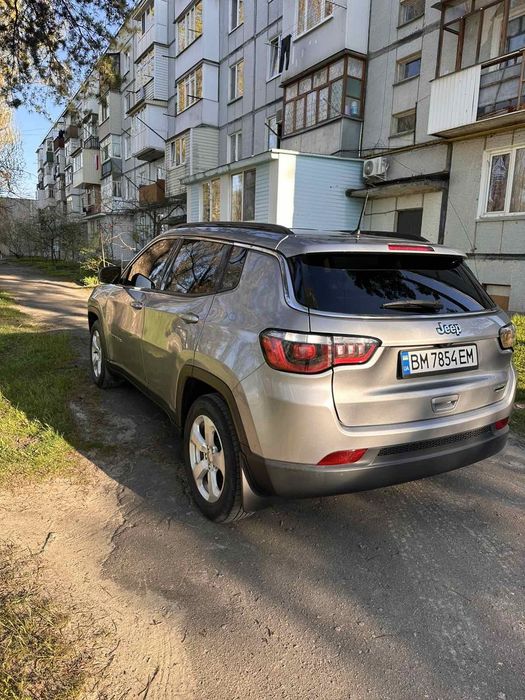 В продажі Джип компас
