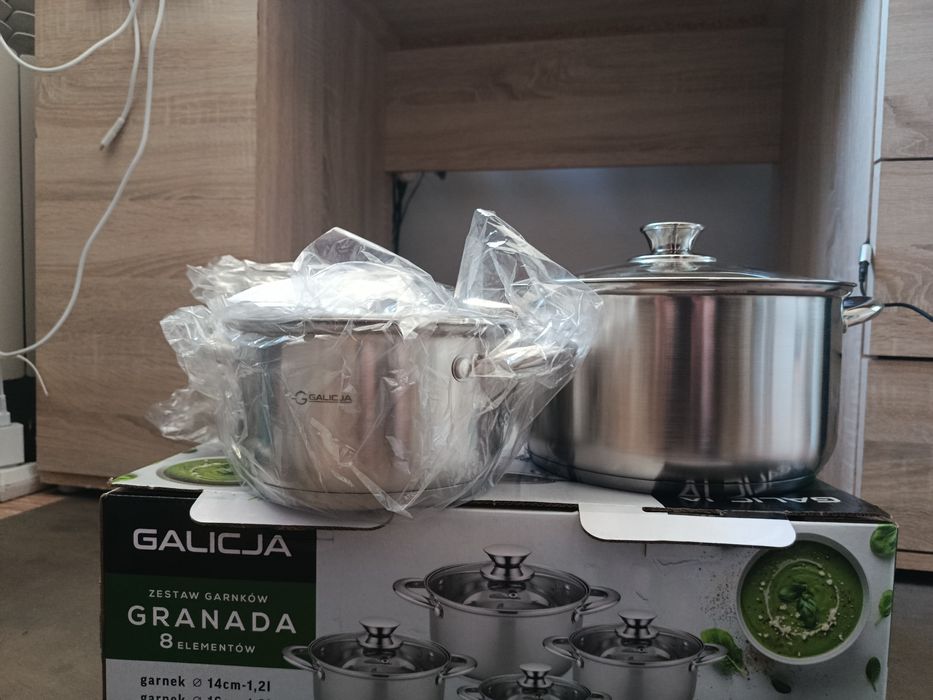 Zestaw Garnków Granada 8 elementów. 14/16/18/22cm