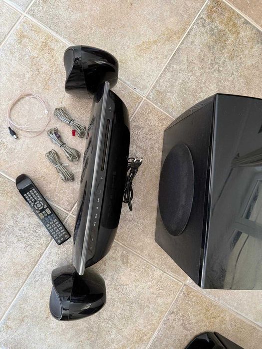 Sistema Som/Video Samsung HT-X620 - 2.1 Home Cinema