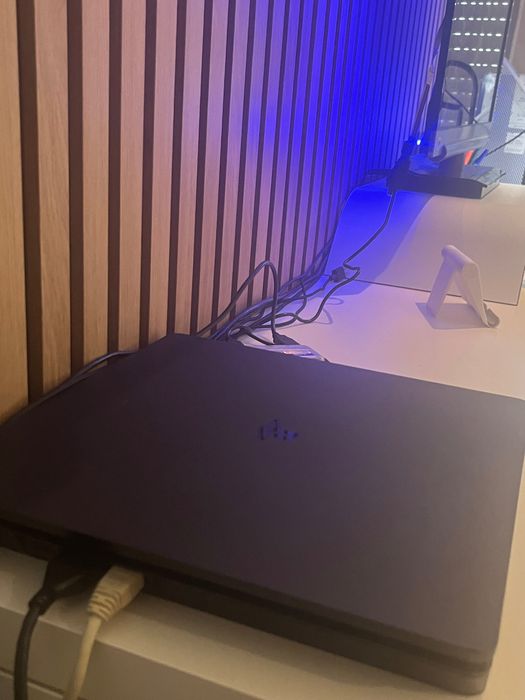 Consola PS4 Slim 1 TB