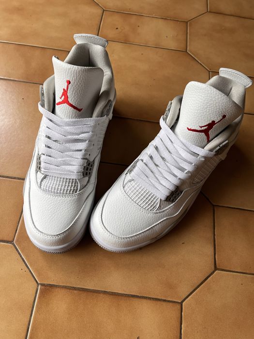 Jordan 4 White Cement
