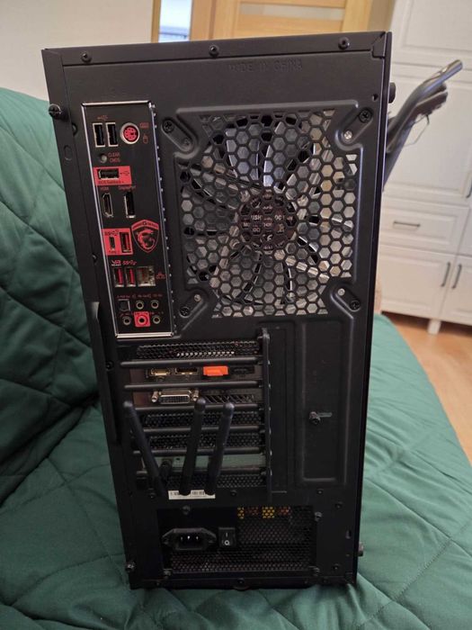 Komputer gamingowy i7-7700K / 32GB / 1TB SSD / GTX 1080 / Win 11 Pro