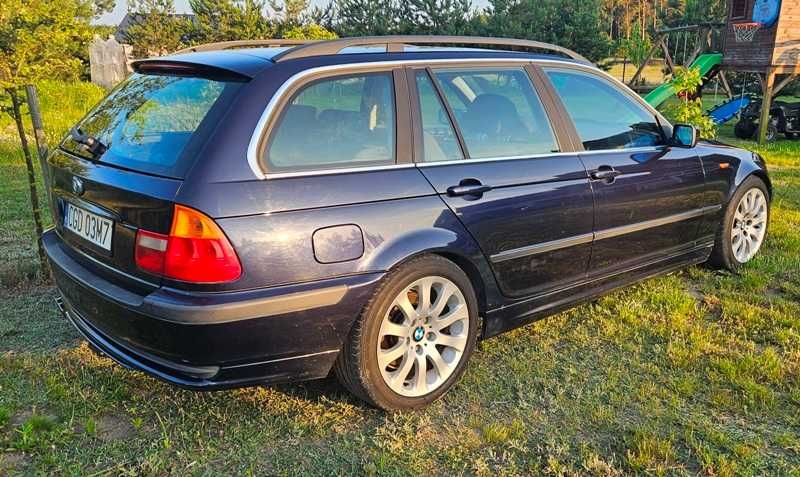 samochód osobowy BMW E46 320I