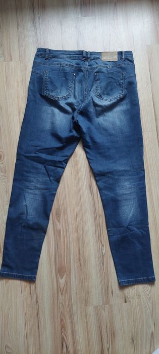 Spodnie jeansowe monnari 42
