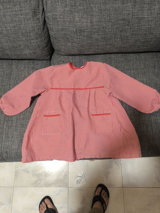 Bata escolar Sala Vermelha