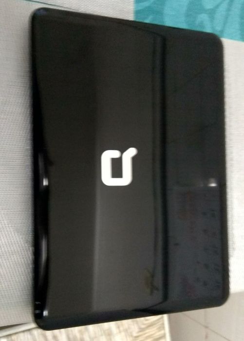 Vendo portátil para peças + carregador