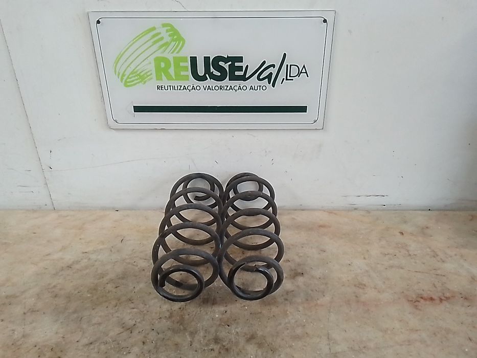 Mola de suspensão trás direita PEUGEOT 207 SW (WK_)