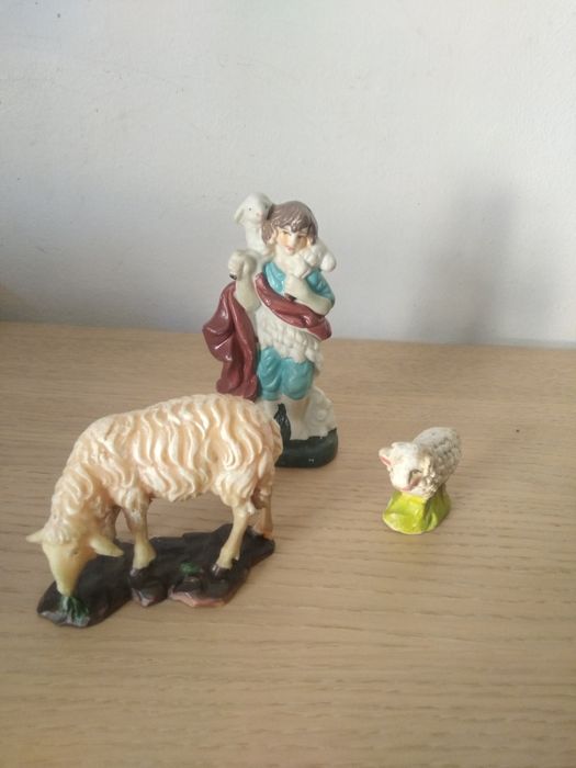 Figuras de presépio - Pastor e ovelhas